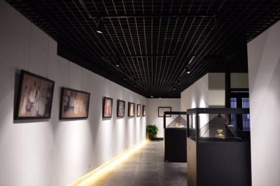 特色小镇的样板案例,积木易搭3D数字博物馆抢