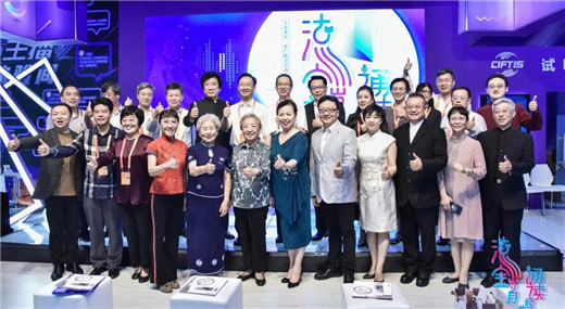 孕妇装排行榜_孕妇装十大品牌排名放榜,防辐射服新秀瞩目(2)