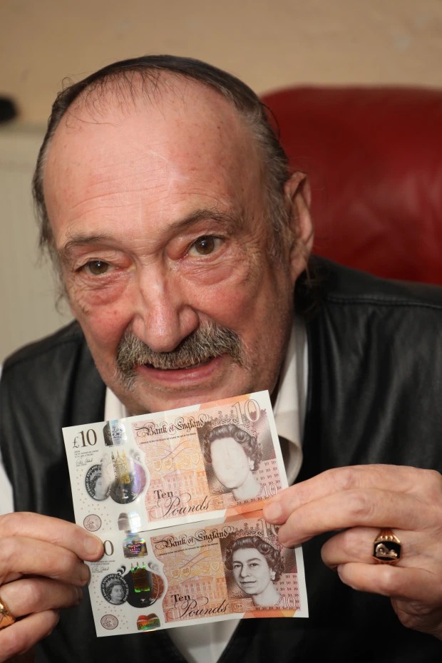 老人取养老金发现一张罕见错版纸币 10英镑或变数千英镑