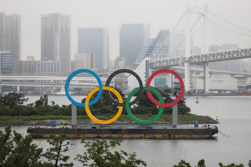 东京台场区域的奥运五环标志.新华社记者杜潇逸摄