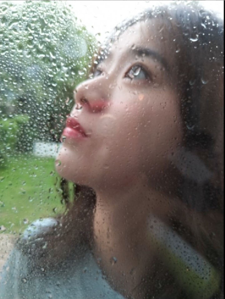 ӰʦƶʾͼT9ֻŮĳÿСƬ