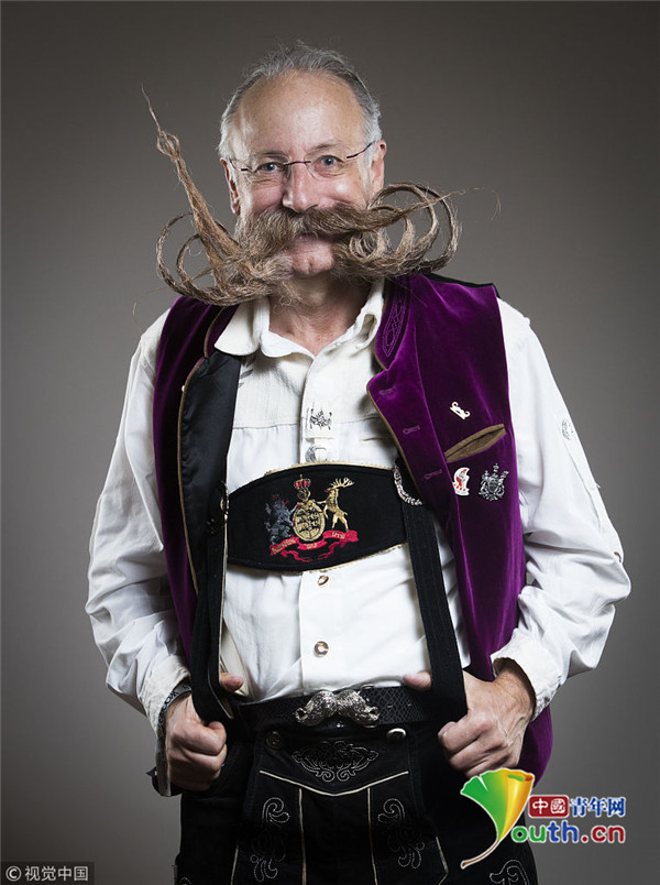 英国举办胡须锦标赛多位美髯公比拼奇葩造型