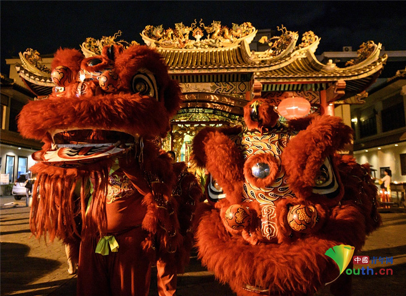 唐人街舞龙舞狮图片