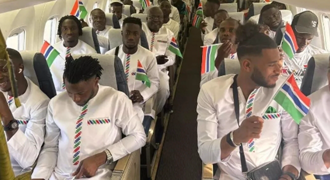 冈比亚足球队前往非洲杯途中因飞机缺氧被迫返航
