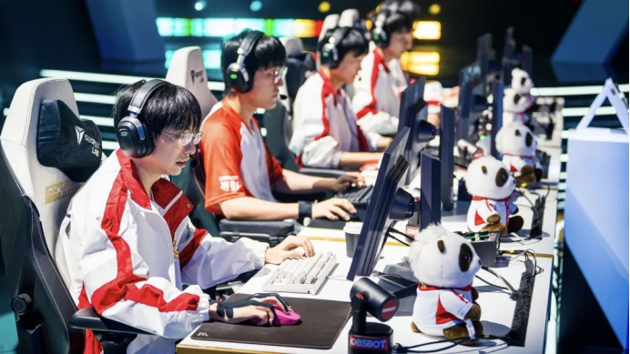 寻影十年砺剑：从深圳出发定义全球智能影像